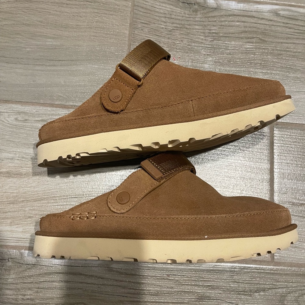 UGG Women’s Goldenstar